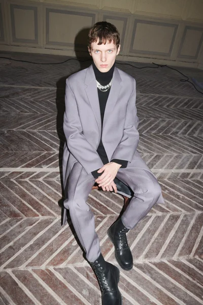 Look 31
